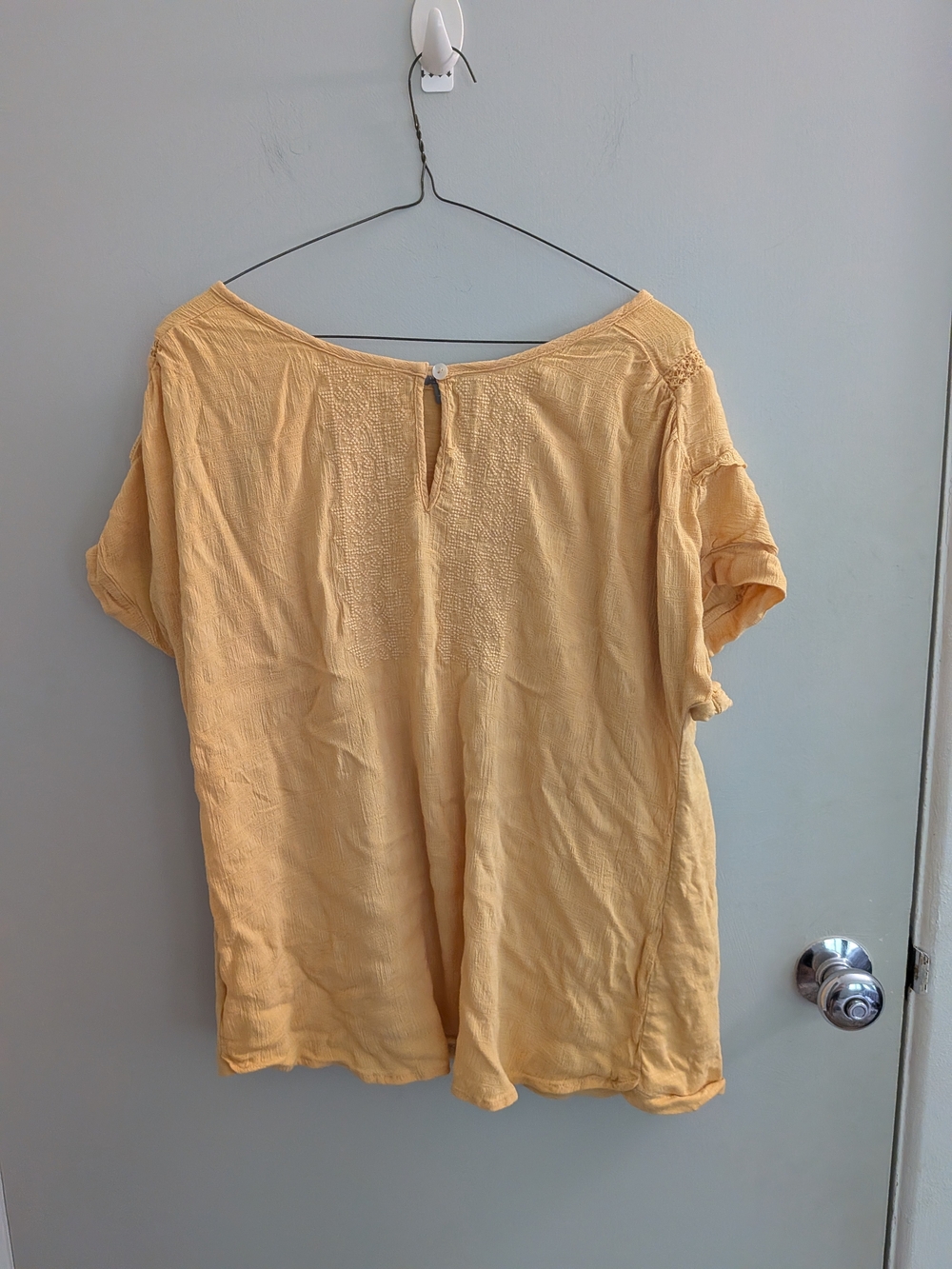 Wit & Wisdom Yellow Embroidered Back-Button Peasant Blouse - XL Cottage Fairy